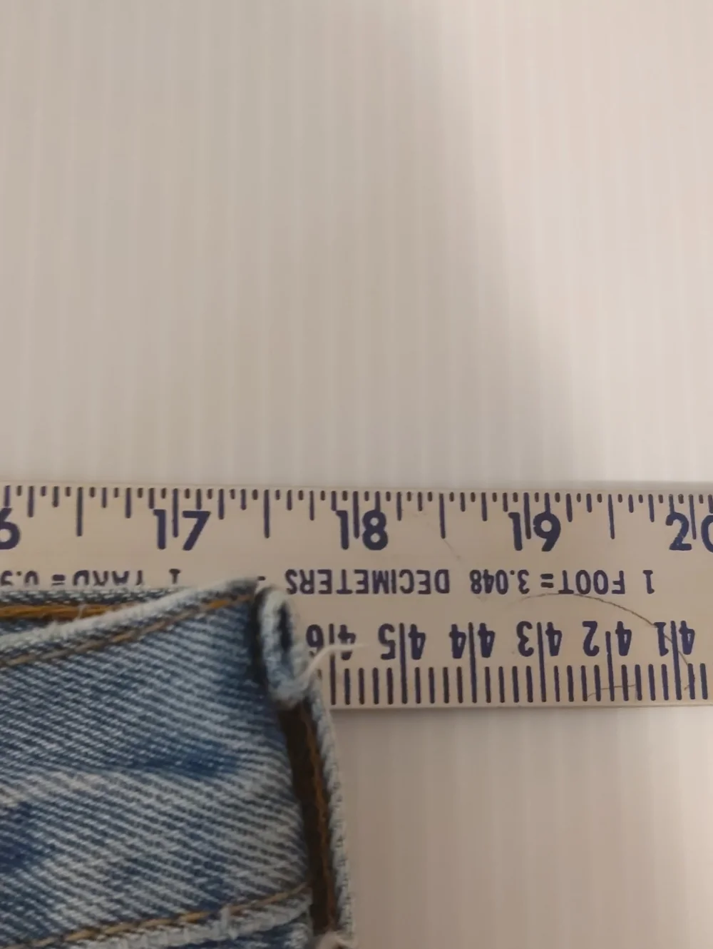 Levis 505 Mens Jeans Fits 35x29 (36x30 Tag) Regular Fit Distressed